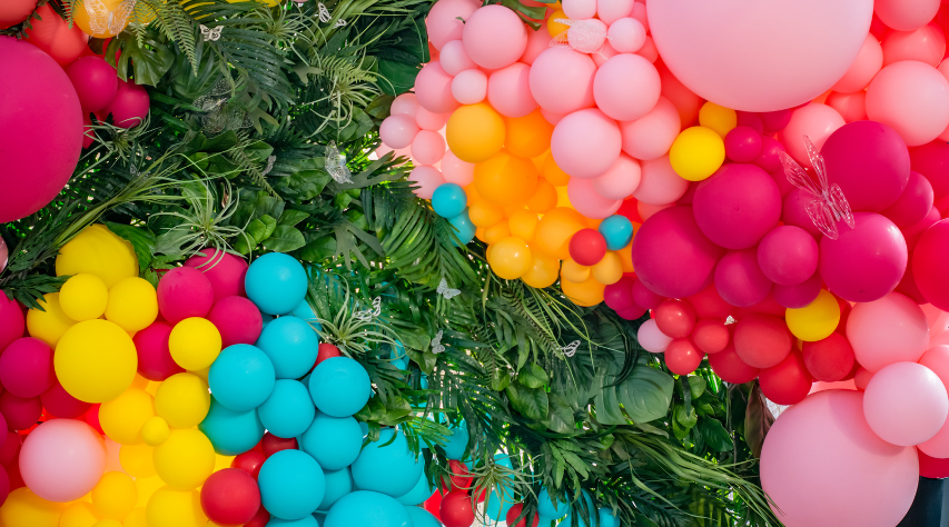 triveni hub garland balloons